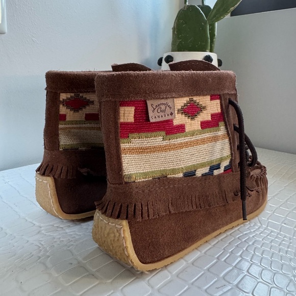 🍂 BRAND NEW Size 8 Laurentian Chief Moccasins in Tobacco Suede Ankle Boots - Picture 3 of 9